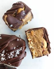 Lilac Vegan Snickers Bar