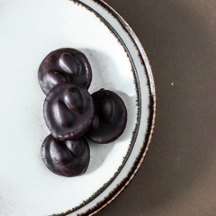 Rojok Kaplı İncir Bademli 250 gr